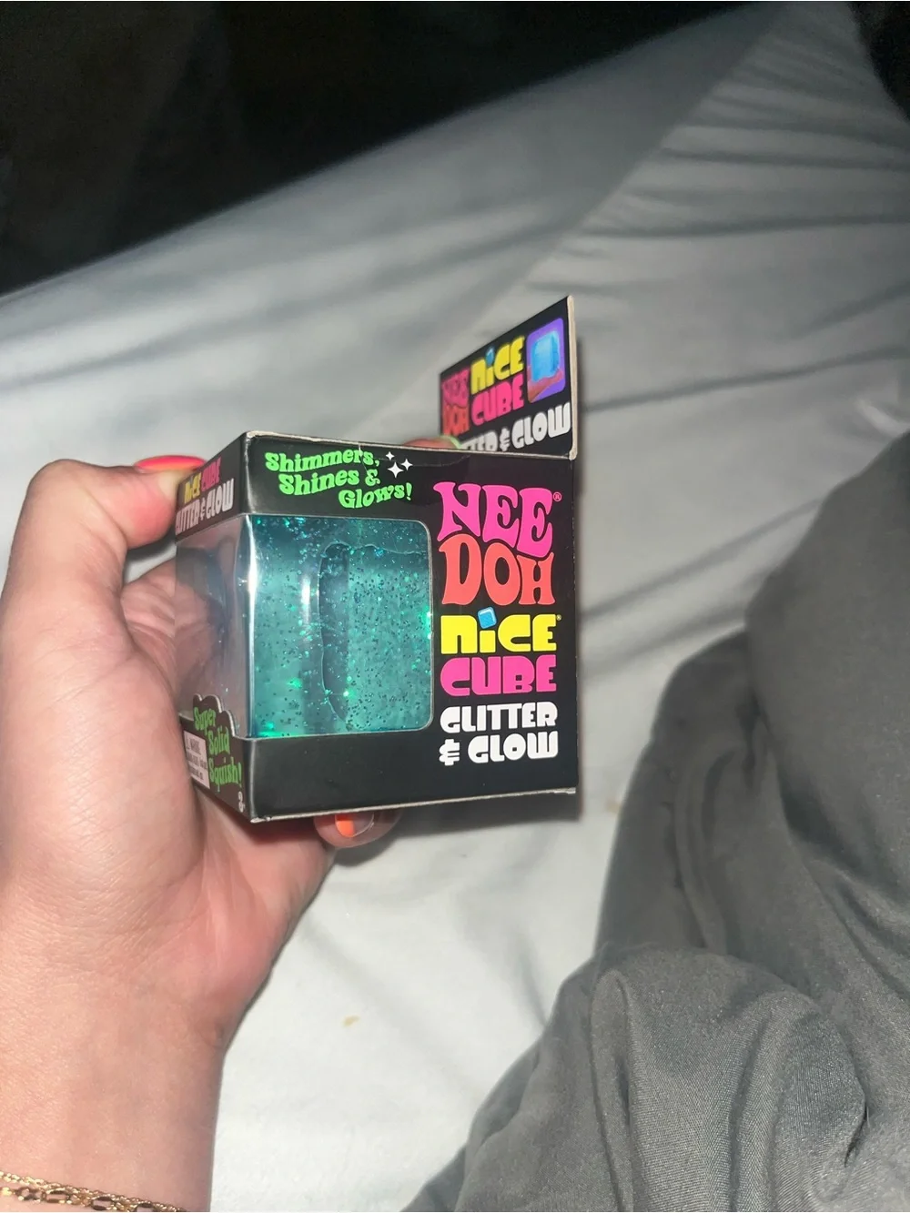 Nice Doh Cube Glitter & Glow Super Solid Squish - blue Glitter